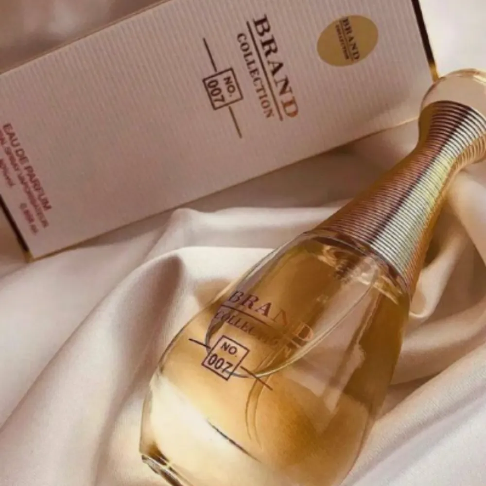 Perfume Feminino Brand Collection 25ml N° 007/801 - Imagem 4